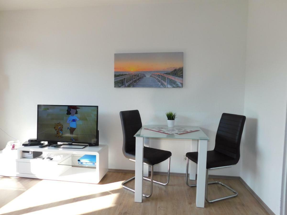 Wohnung Sonnenschein Inkl Strandkorb Vom 01 05-01 10 Grömitz Exterior foto